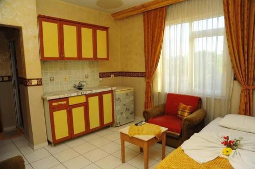 Best Life Apart Hotel