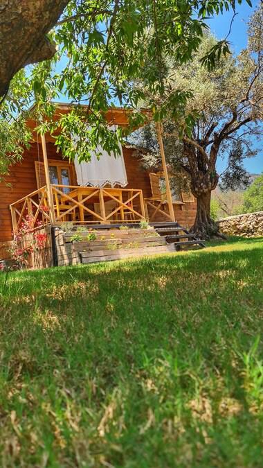 Derin Taş Bungalow