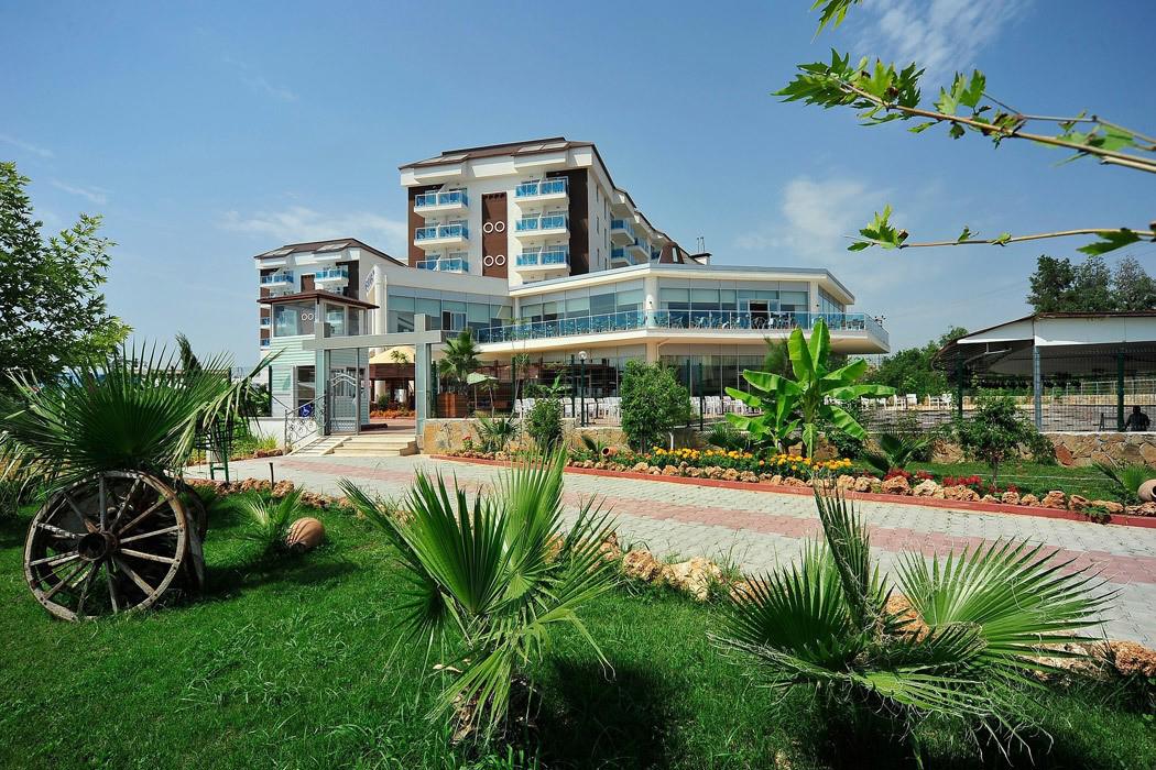 Çenger Beach Resort Hotel