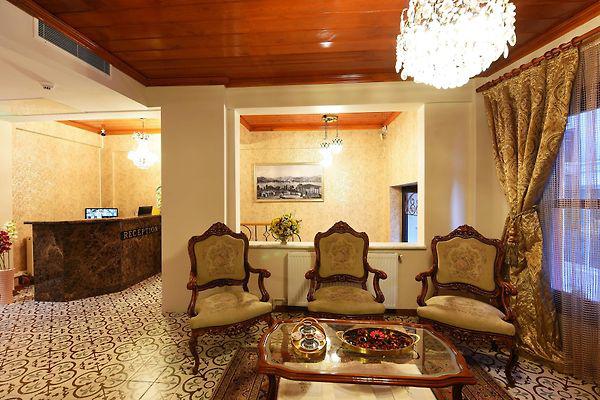 Elyka Hotel