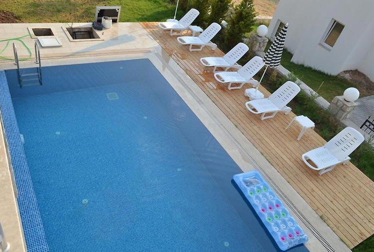 New Age Villa Toker