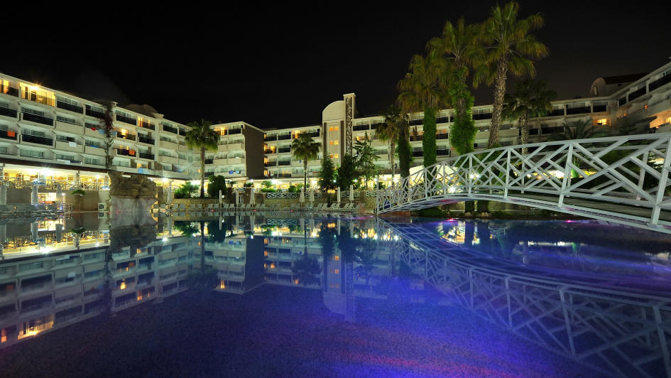 Seaden Corolla Hotel