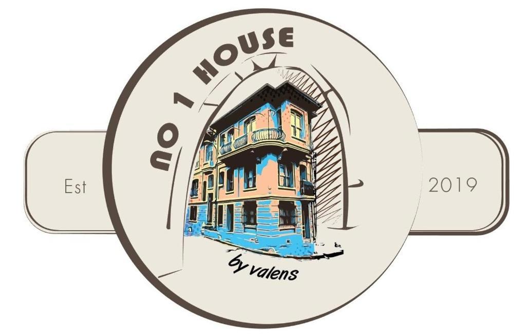 No 1 House By Valence