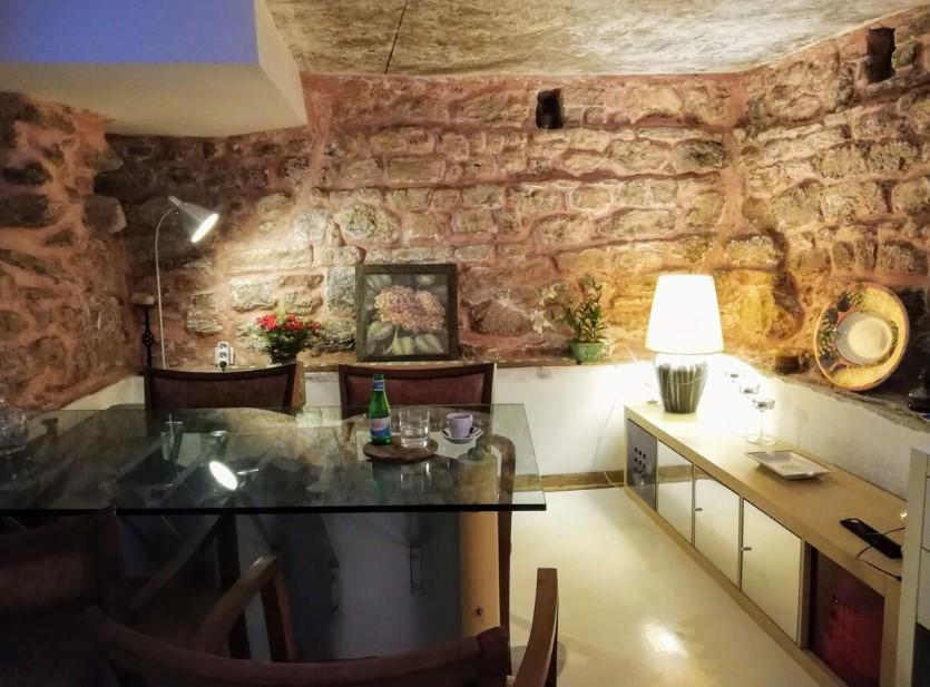 No 1 House By Valence
