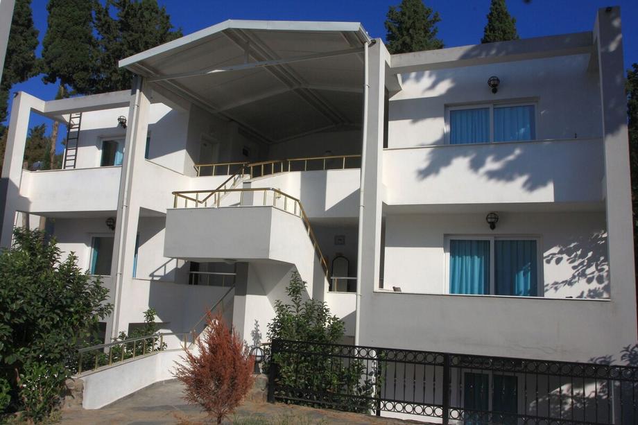 Çamlıköşk Apart Hotel