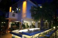 Catamaran Hotel