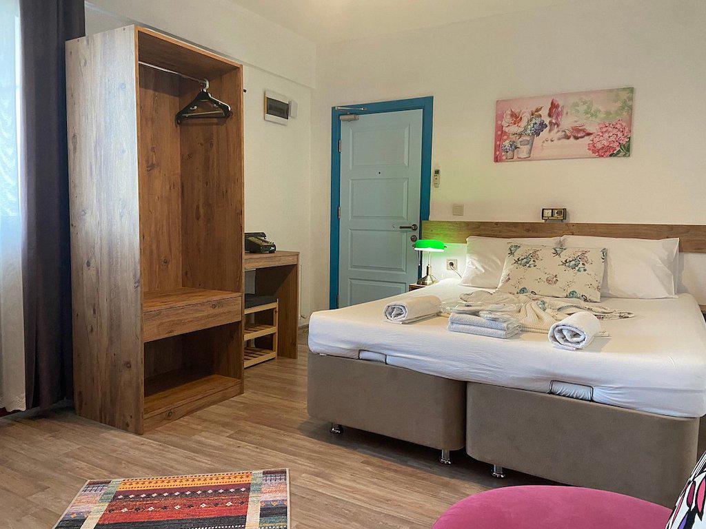 Azra Apart Otel