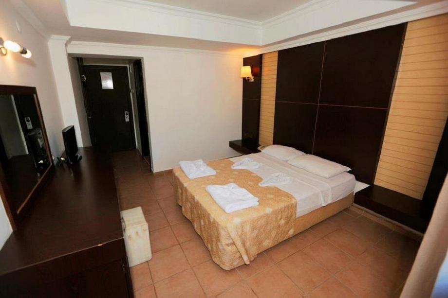 Club Munamar Beach Resort