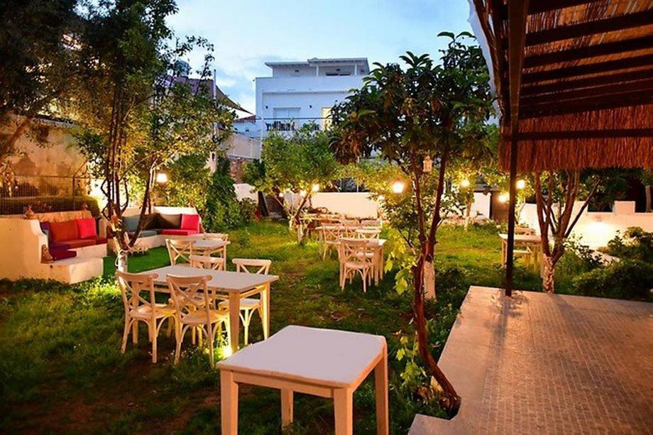 Double Inn Marina Hotel