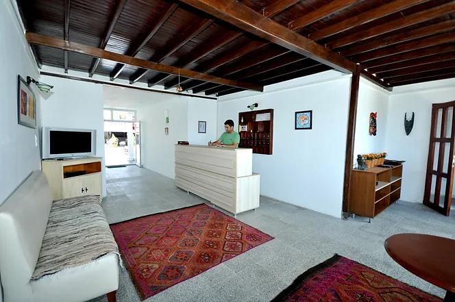 Derya Pension