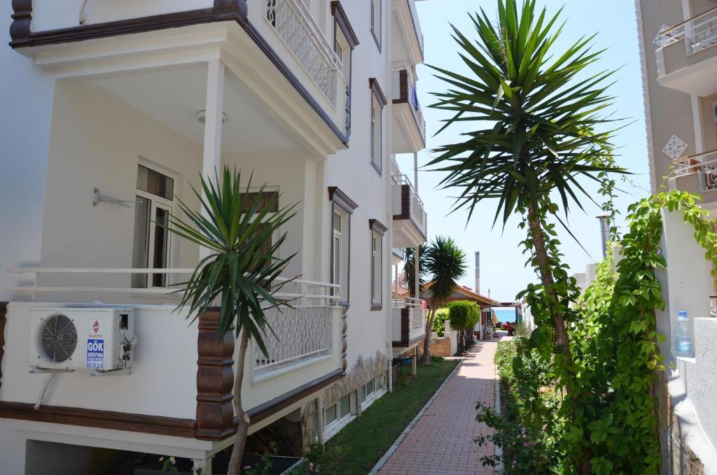 Sunflower Apart Hotel