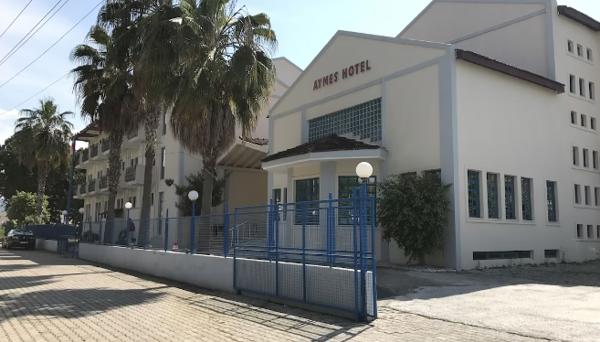 Aymes Hotel