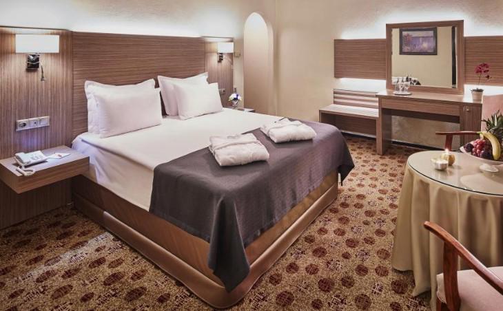 Güneş Hotel Merter