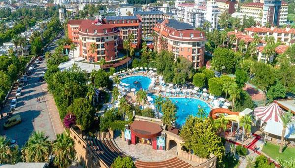 Palmeras Beach Hotel