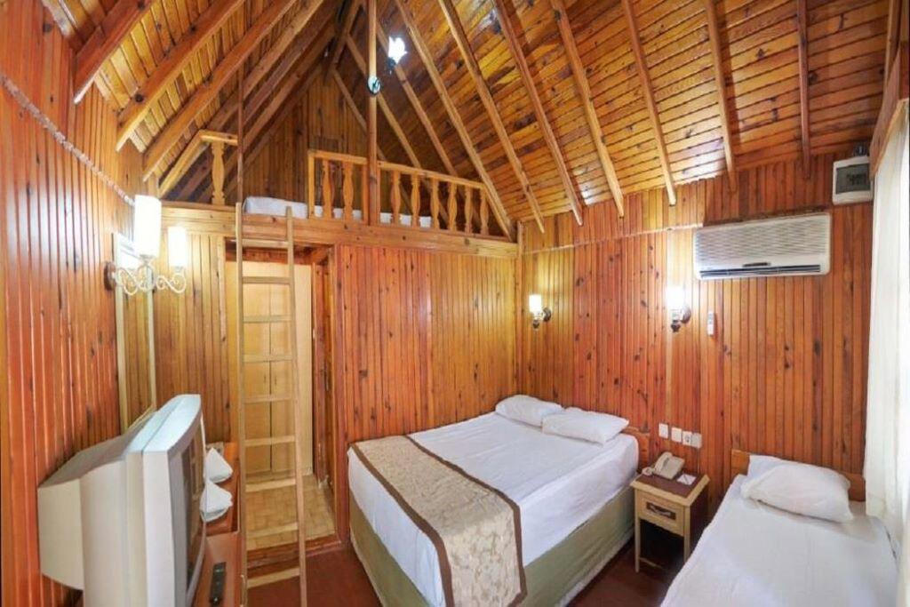 Clover Magic Nova Beach Hotel