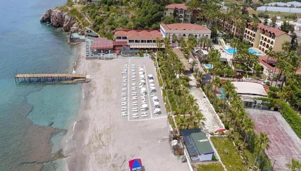 Green Paradise Beach Hotel