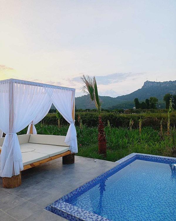 Kiris Garden Hotel