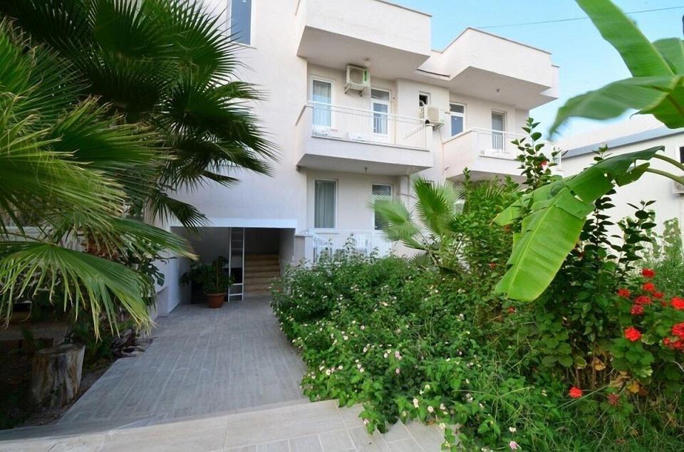 Kiris Garden Hotel