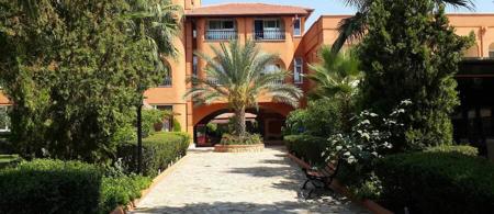 Club Turtas Beach Hotel