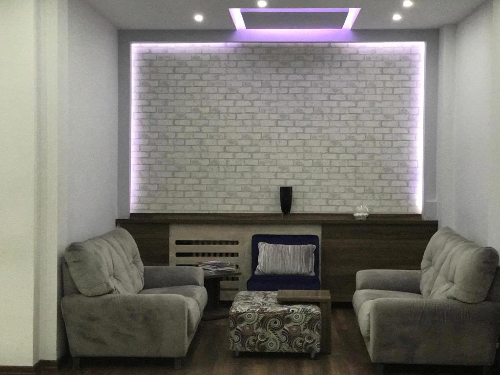 Hande Hotel