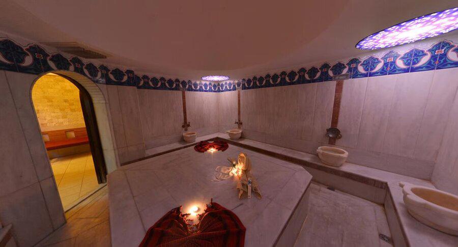 Anitas Beach Hotel