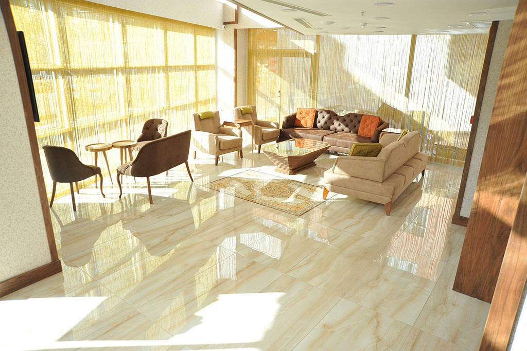 Asuris Hotel