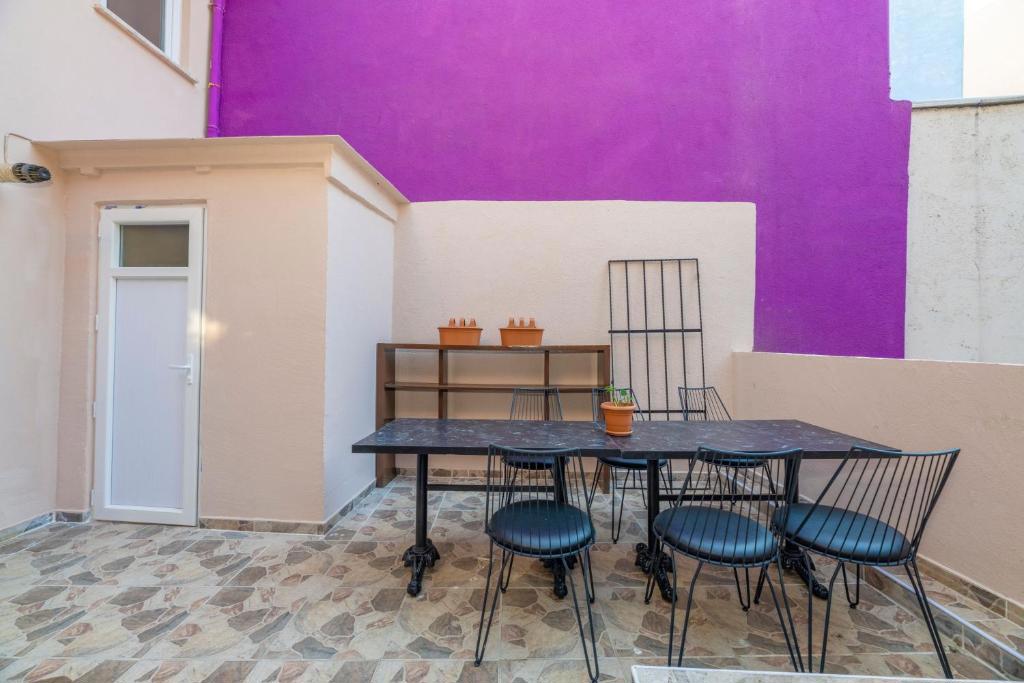 Taksim Wooden House Hostel