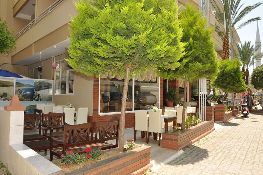 Özcan Hotel