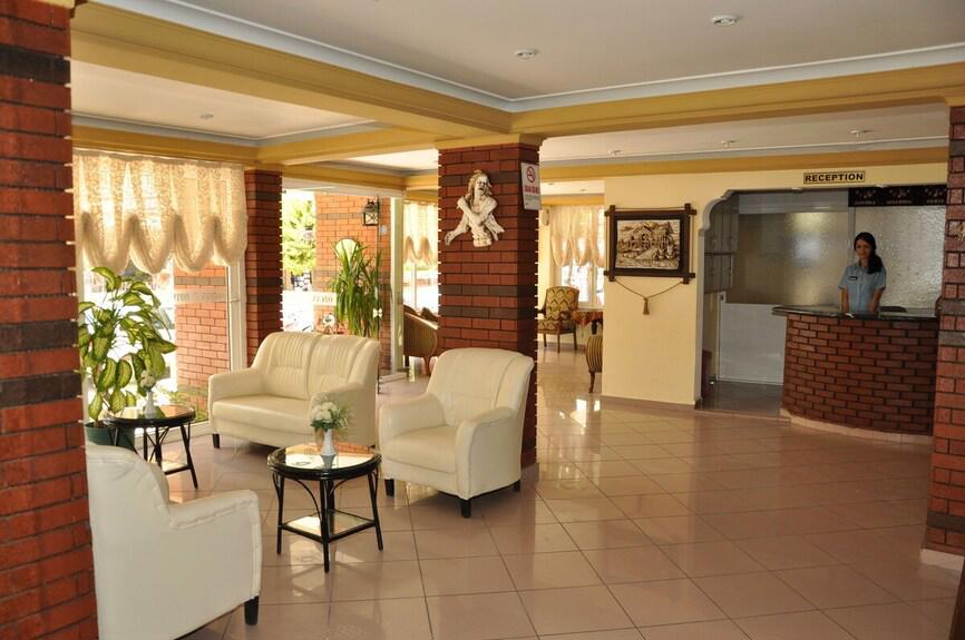 Özcan Hotel