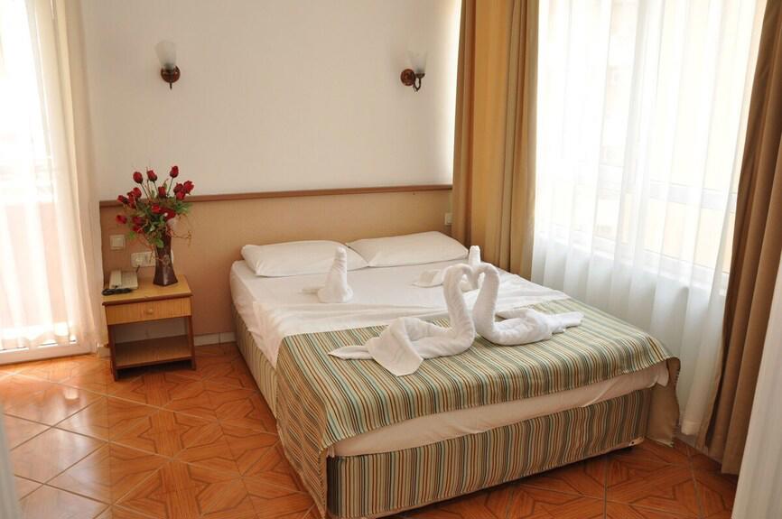 Özcan Hotel