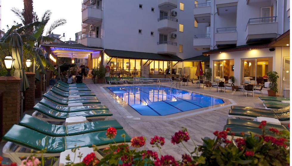 Remi Hotel