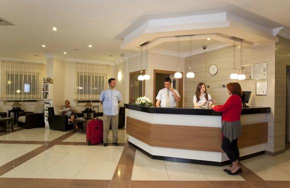 Remi Hotel