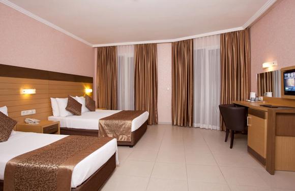 Remi Hotel