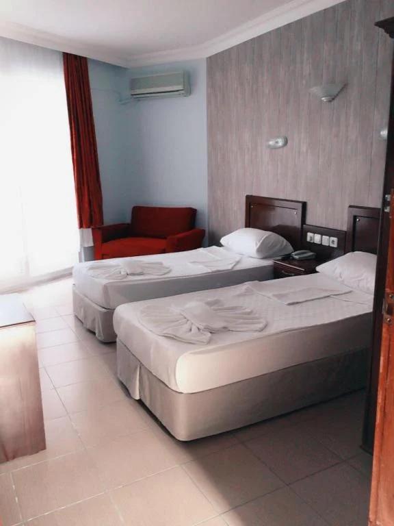 De Mare Family Hotel