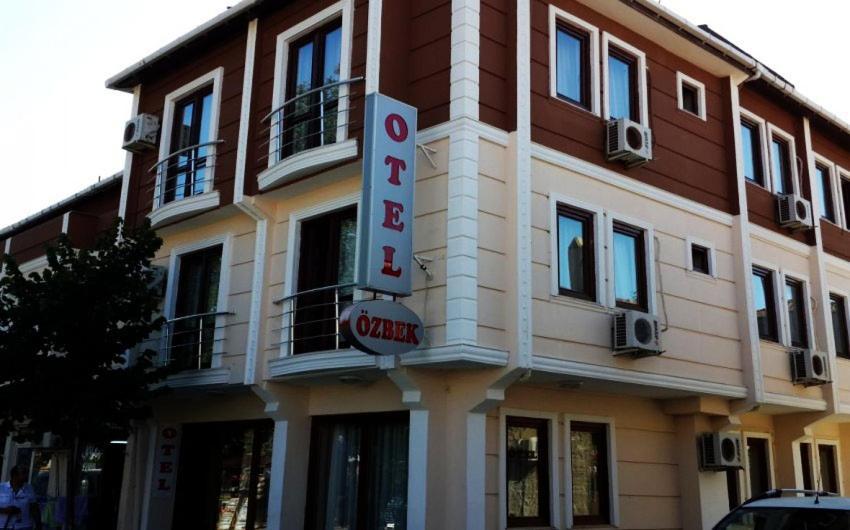 Ozbek Hotel