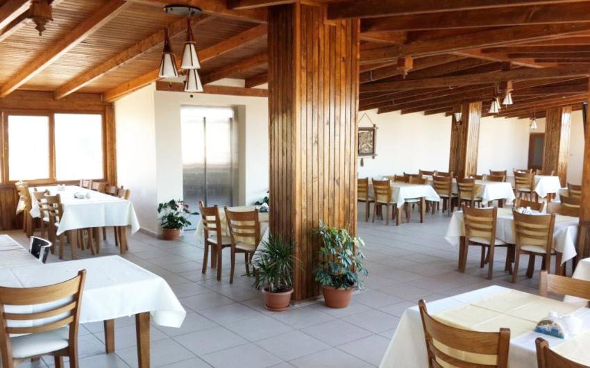 Ozbek Hotel