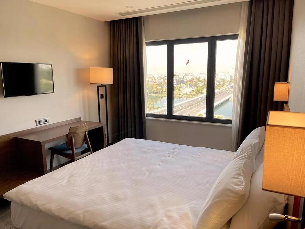 Türkmen Riverside Hotel