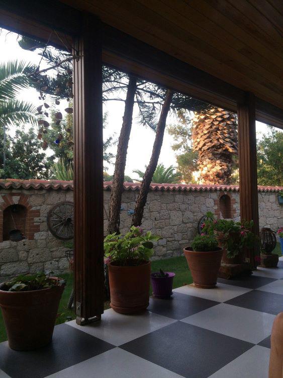 Aladi Hotel