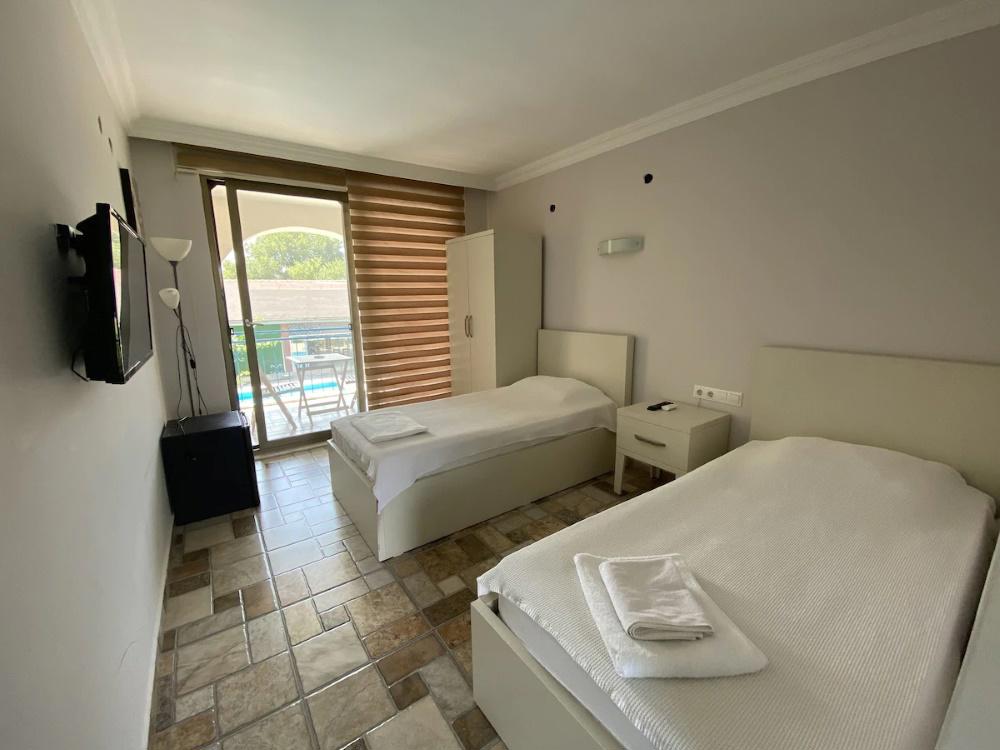Burc Hotel