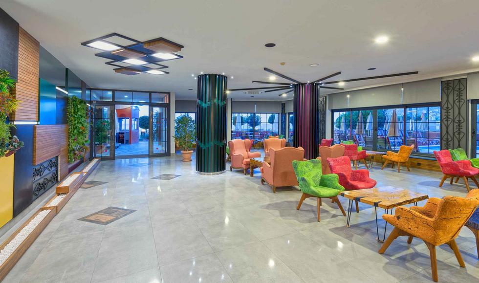 Monart City Hotel