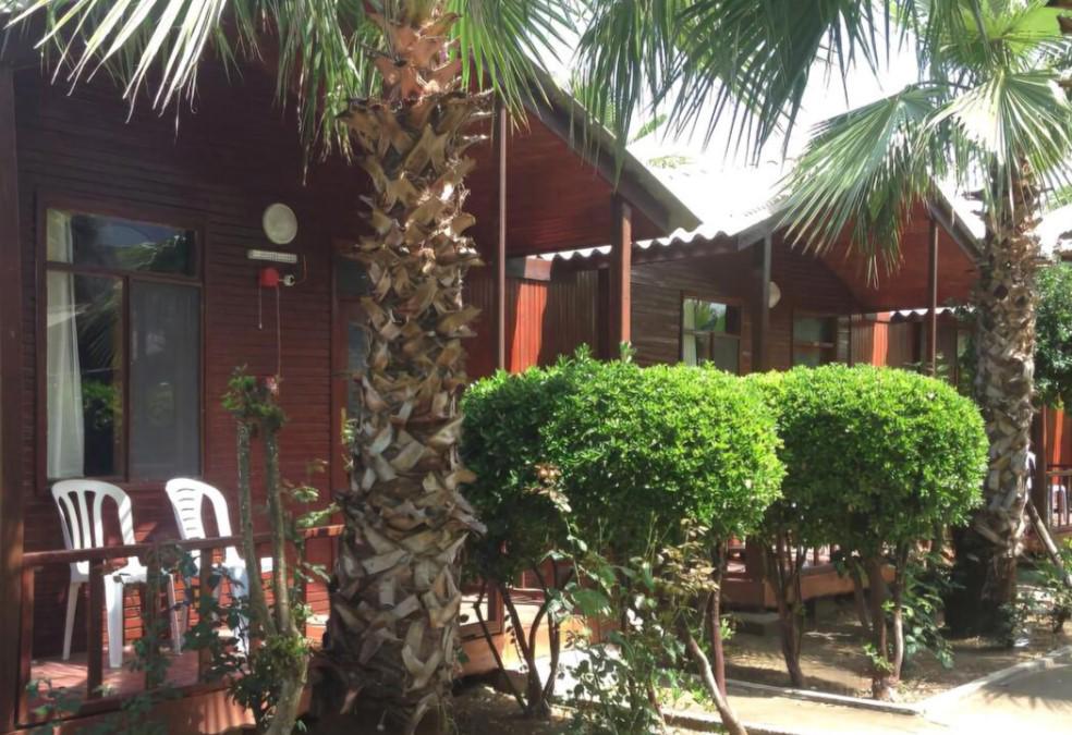 River Park Hotel Bungalows