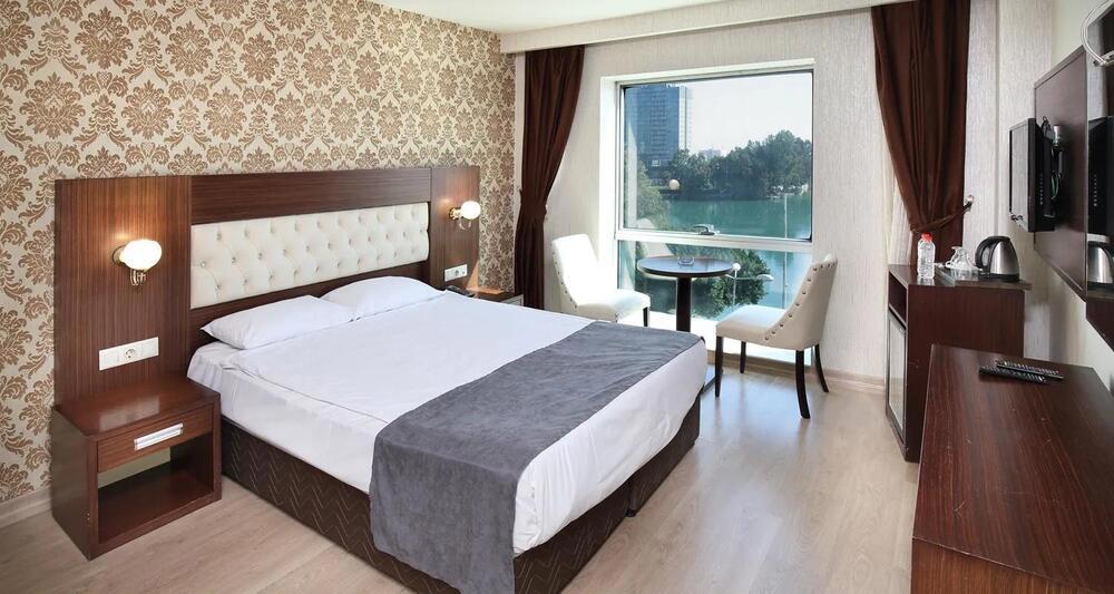 Taşköprü Hotel