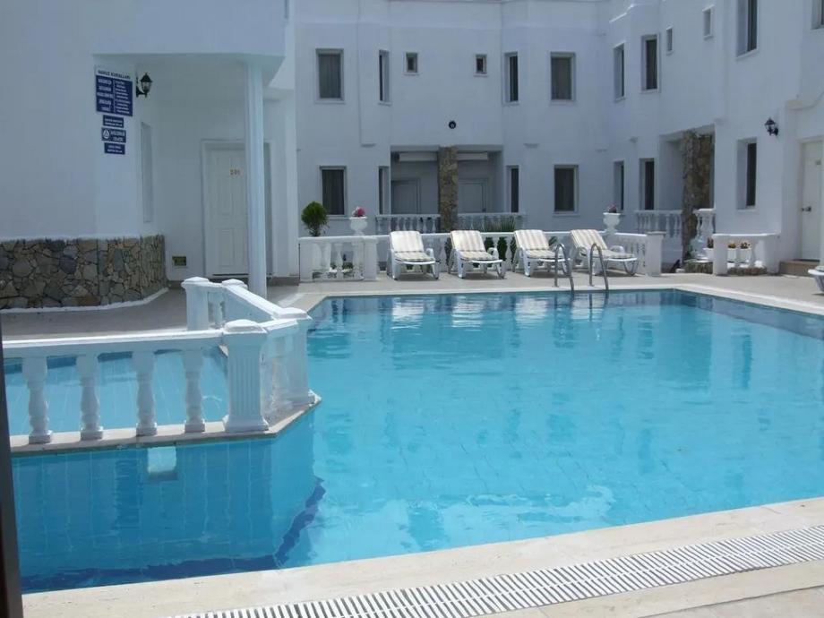 Helios Hotel