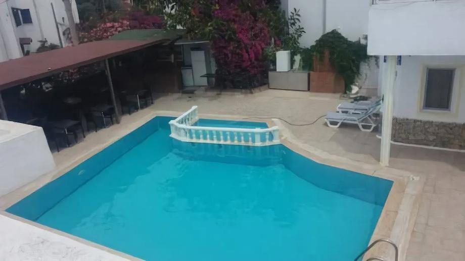 Helios Hotel