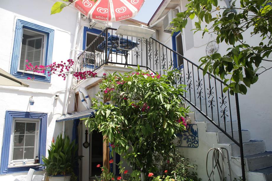 Zumrut Butik Otel