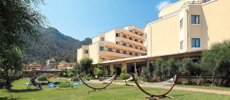 Idaş Hotel +16