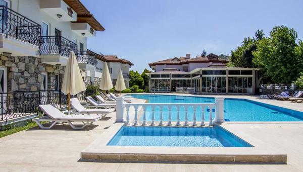 Basar Deluxe Hotel