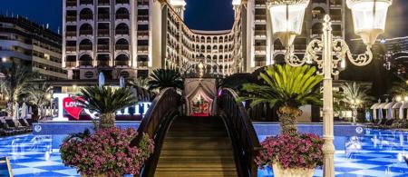 Quattro Beach Spa & Resort Hotel