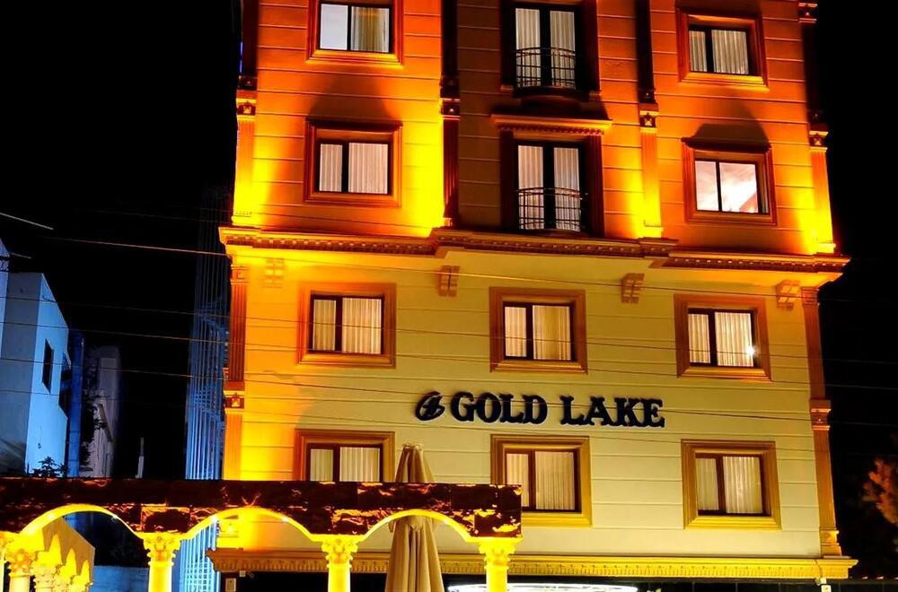 Golden Lake Hotel