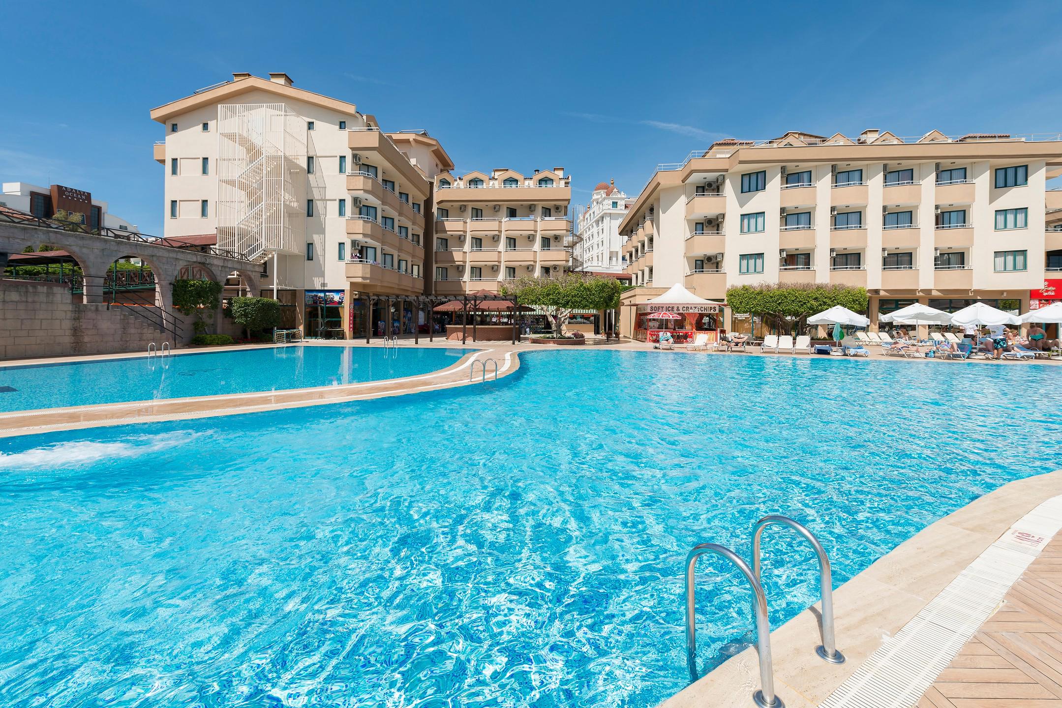 Grand Seker Hotel